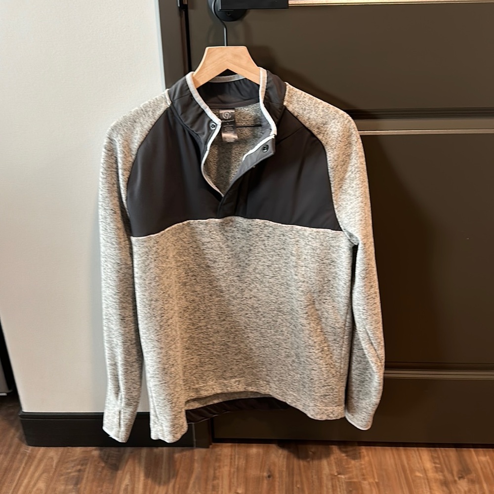 Grey pullover